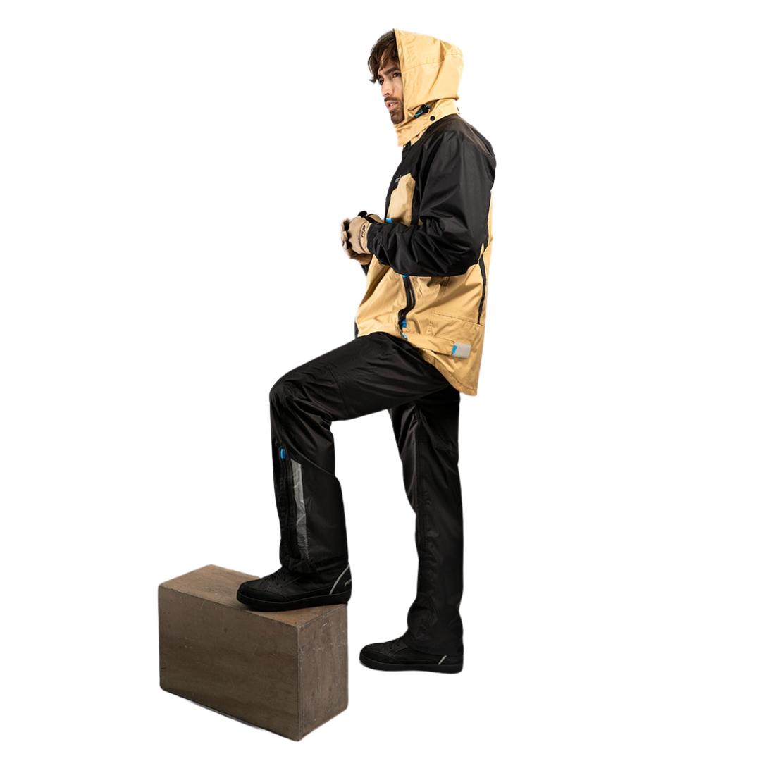 Impermeable TSUNAMI 2025 ARENA FP